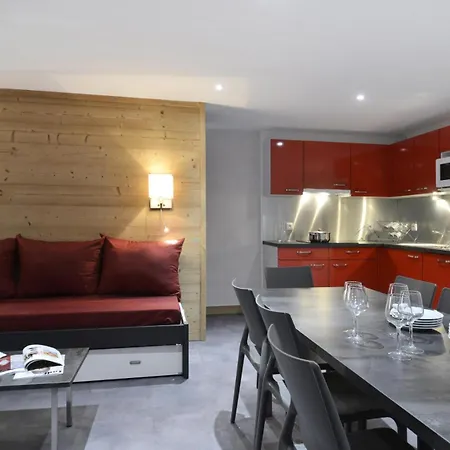 Saint Jacques A - 3 Pieces Pour 8 Personnes 34 * Macot-la-Plagne